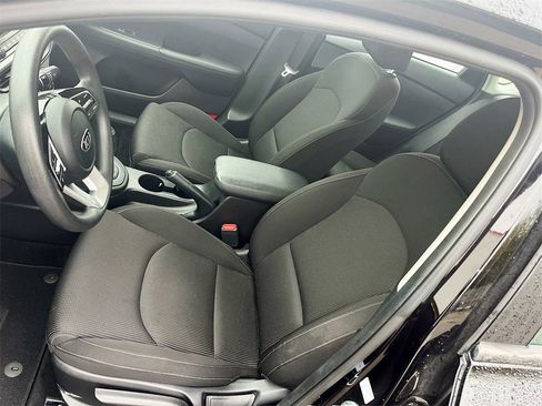 Used 2021 Kia Forte Sedan image 18