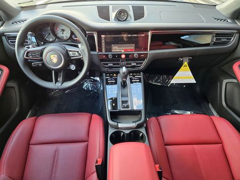 New 2026 Porsche Macan S image 13