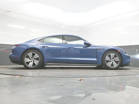Used 2022 Porsche Taycan 4S image 43