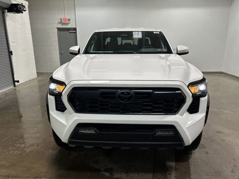 New 2024 Toyota Tacoma TRD Off-Road image 7