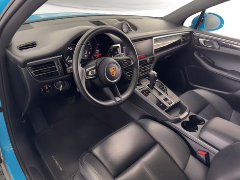 Used 2022 Porsche Macan image 4