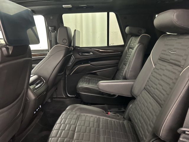 Used 2024 Cadillac Escalade Sport Platinum AWD/4WD image 29