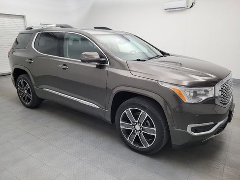Used 2019 GMC Acadia Denali image 11