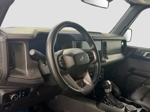 Used 2025 Ford Bronco Badlands AWD/4WD image 18