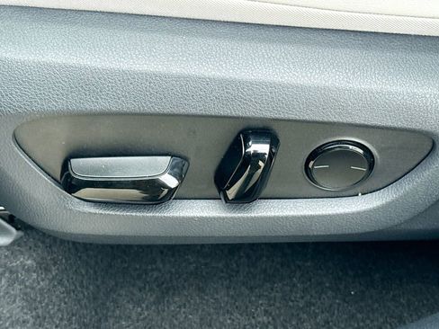 Used 2025 Lexus TX 350 AWD image 16