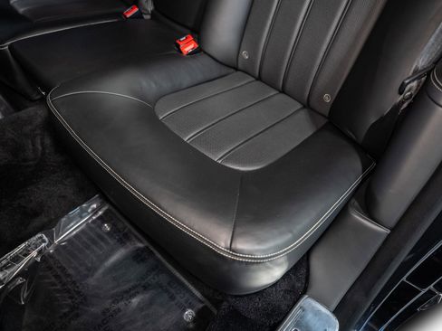 Used 2012 Bentley Mulsanne Base image 38