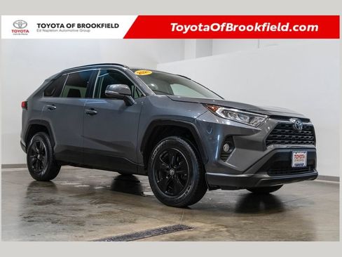 Used 2021 Toyota RAV4 XLE FWD image 1