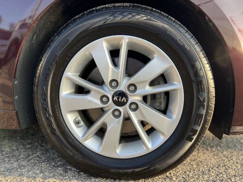 Used 2016 Kia Optima LX image 38