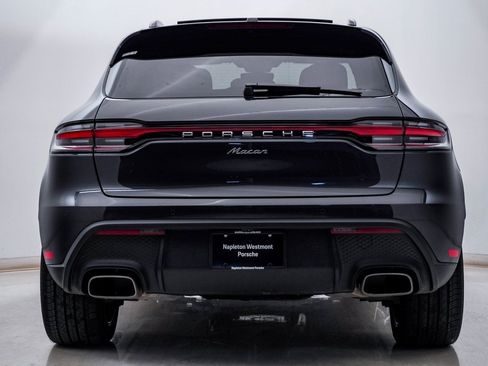 Certified 2025 Porsche Macan image 10