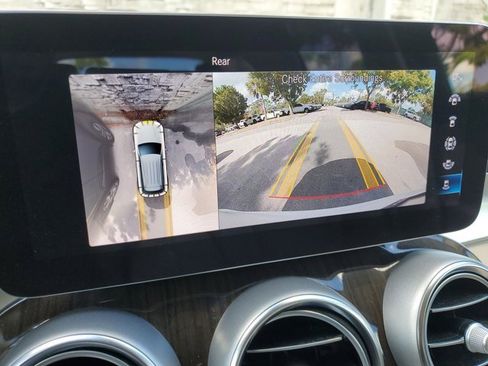 Used 2022 Mercedes-Benz GLC 300 image 31