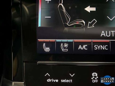 Used 2023 Audi e-tron Premium Plus image 56