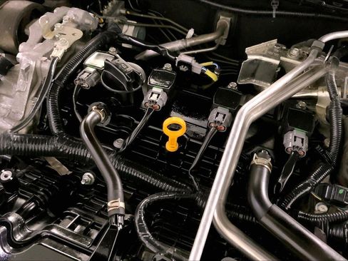 Used 2024 Nissan Altima 2.5 SV image 30