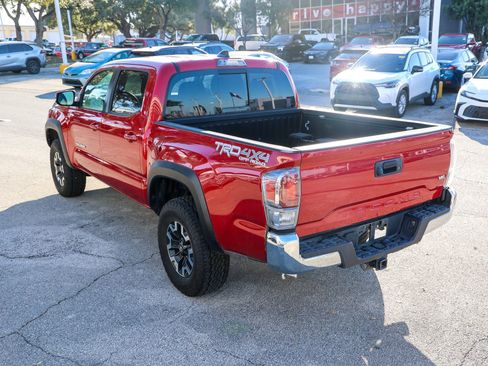 Used 2021 Toyota Tacoma TRD Off-Road image 9