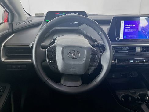 Used 2024 Toyota Prius LE image 18