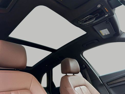 Used 2019 Audi Q5 2.0T Premium Plus w/ Premium Plus Package image 19