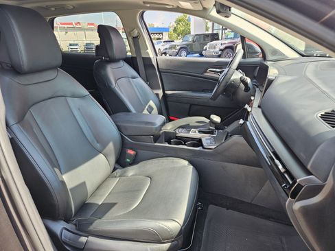 Used 2026 Kia Sportage EX w/ EX Panorama Roof Package FWD image 19