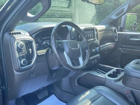 Certified 2022 GMC Sierra 2500 Denali w/ Denali Ultimate Package AWD/4WD image 10