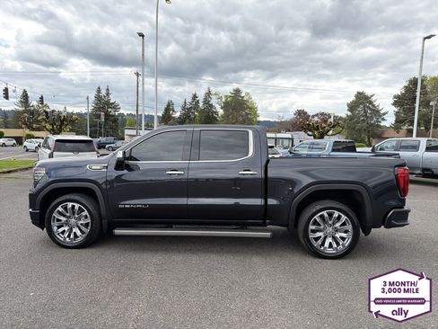 Used 2023 GMC Sierra 1500 Denali w/ Denali Reserve Package AWD/4WD image 2