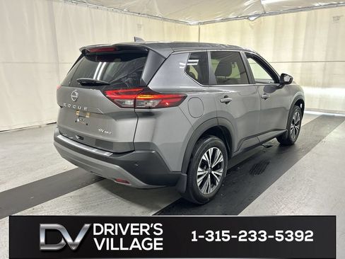 Used 2023 Nissan Rogue SV AWD/4WD image 2