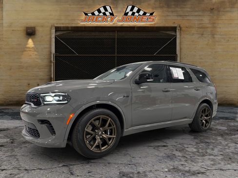 Used 2025 Dodge Durango R/T AWD/4WD image 2