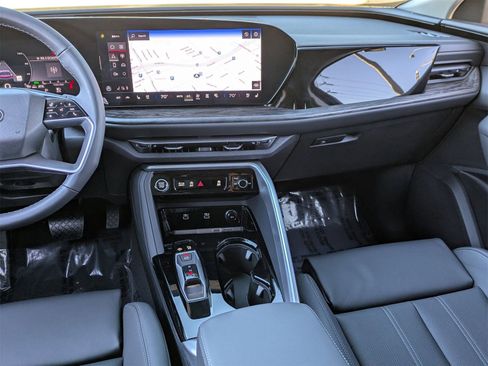 New 2025 Audi Q5 Premium Plus image 6