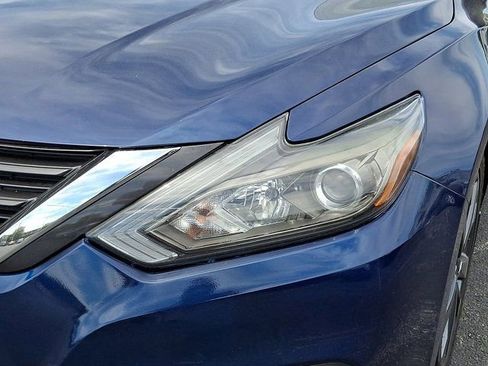 Used 2017 Nissan Altima 2.5 SR FWD image 12