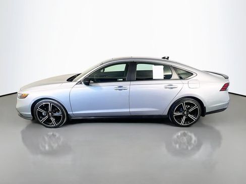 Used 2023 Honda Accord Sport image 5