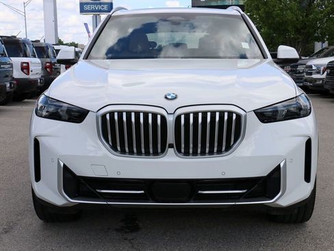 Used 2024 BMW X5 sDrive40i w/ Parking Assistance Package RWD image 3