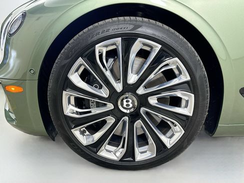 Used 2024 Bentley Continental GT Mulliner AWD/4WD image 6