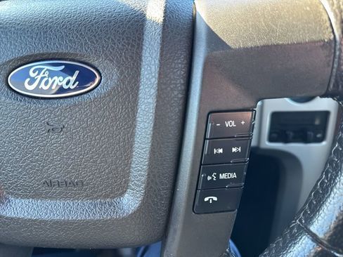 Used 2013 Ford F150 Lariat w/ Lariat Chrome Pkg image 12