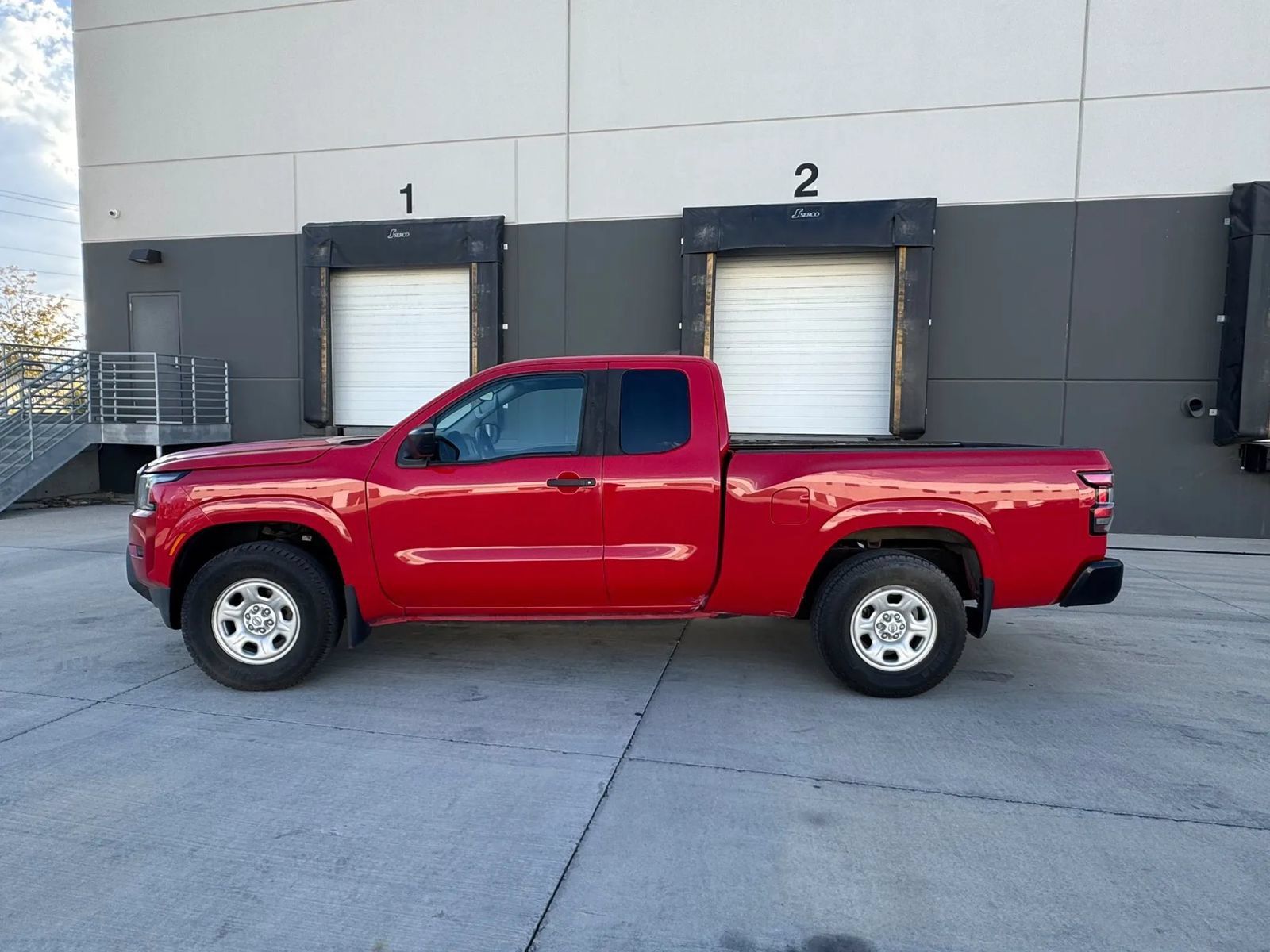 Used 2022 Nissan Frontier S w/ Technology Package AWD/4WD image 2