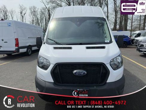 Used 2022 Ford Transit 250 148 High Roof AWD image 2