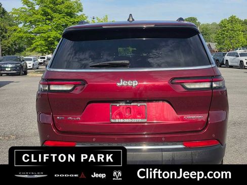 Used 2022 Jeep Grand Cherokee L Laredo w/ Luxury Tech Group I AWD/4WD image 5