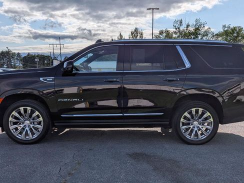 Used 2022 GMC Yukon Denali AWD/4WD image 5