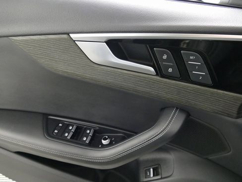 Used 2023 Audi A4 2.0T Premium Plus image 11