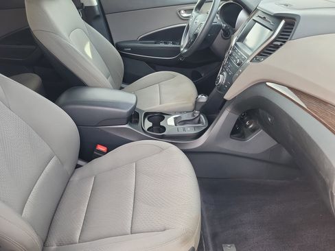 Used 2018 Hyundai Santa Fe Sport w/ 2.4L Value Package 02 image 13