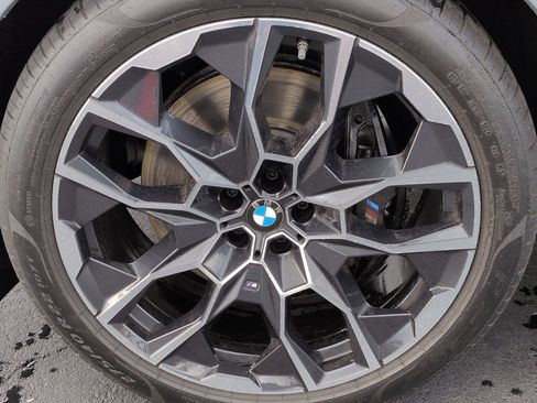 Used 2025 BMW X7 M60i AWD/4WD image 13