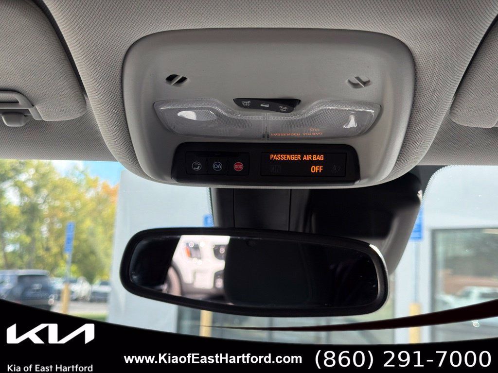 Used 2023 Chevrolet TrailBlazer LT w/ Convenience Package AWD/4WD image 28