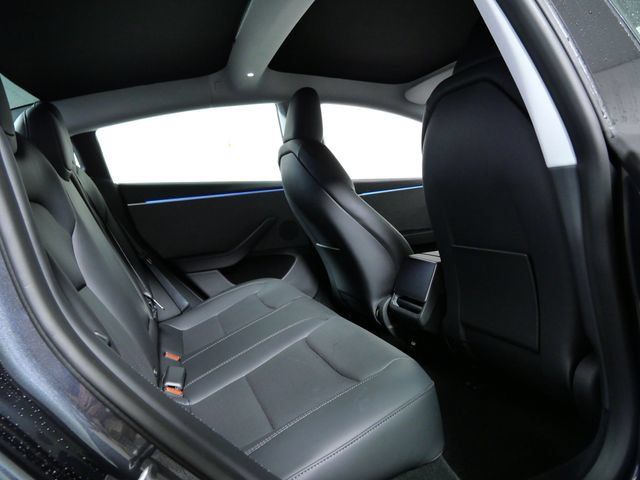 Used 2025 Tesla Model 3 RWD image 11