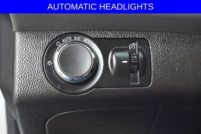 Used 2014 Chevrolet Sonic LS FWD image 4
