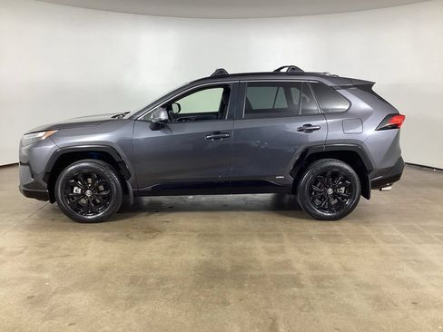 Used 2024 Toyota RAV4 SE AWD/4WD image 8