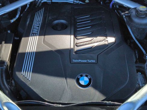 Used 2023 BMW X5 xDrive40i w/ Parking Assistance Package image 15