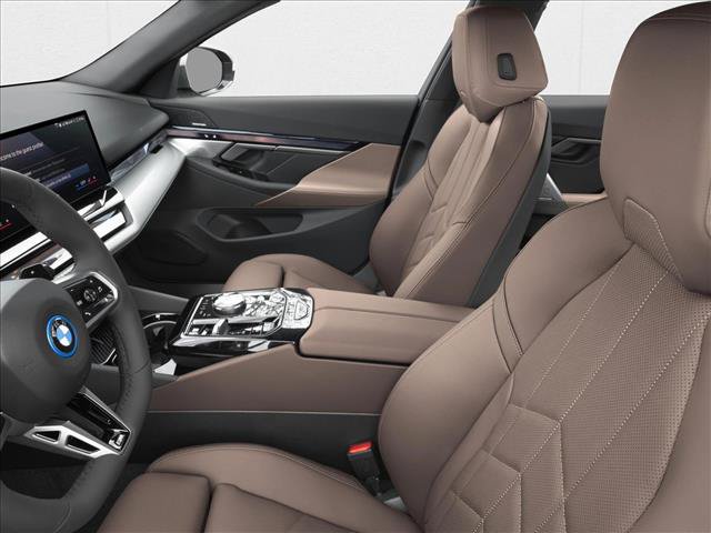 New 2027 BMW 550e xDrive w/ Executive Package AWD/4WD image 6