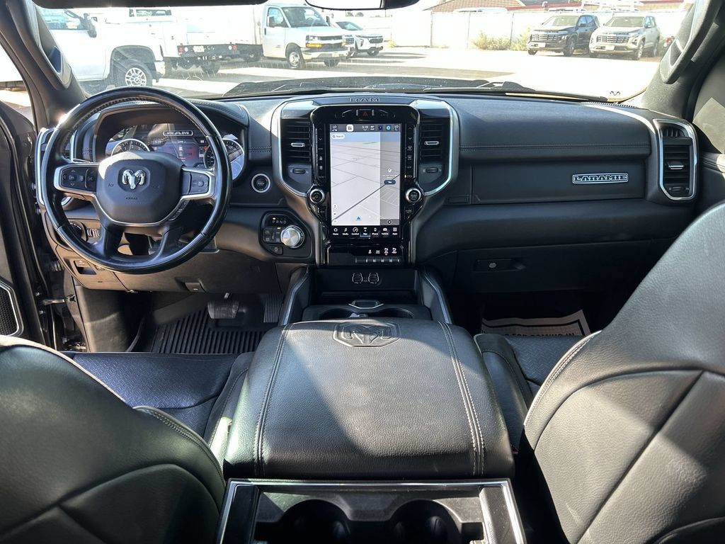 Used 2022 RAM 1500 Laramie w/ Sport Appearance Package AWD/4WD image 19