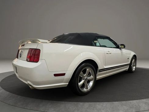 Used 2007 Ford Mustang GT image 14