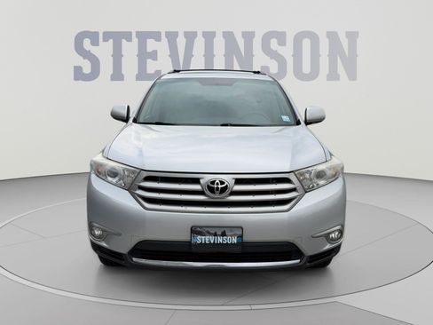 Used 2012 Toyota Highlander Limited w/ Tow Pkg AWD/4WD image 8