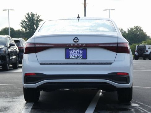 New 2025 Volkswagen Jetta Sport image 26