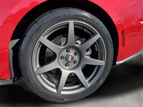 Used 2024 Ford Mustang GT Premium image 7