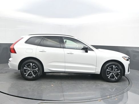 New 2026 Volvo XC60 B5 Core w/ Climate Package image 8