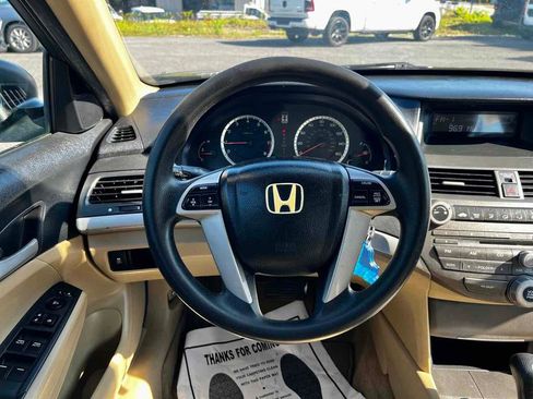 Used 2011 Honda Accord LX-P image 21